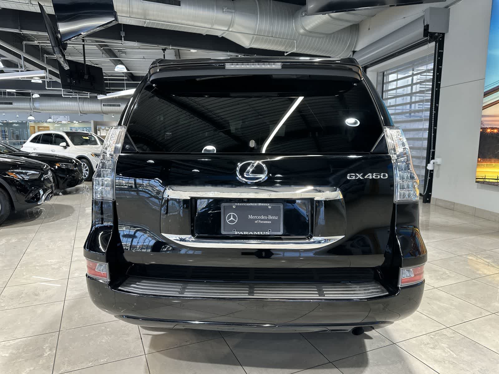 Thumbnail: 2016 Lexus GX - 17