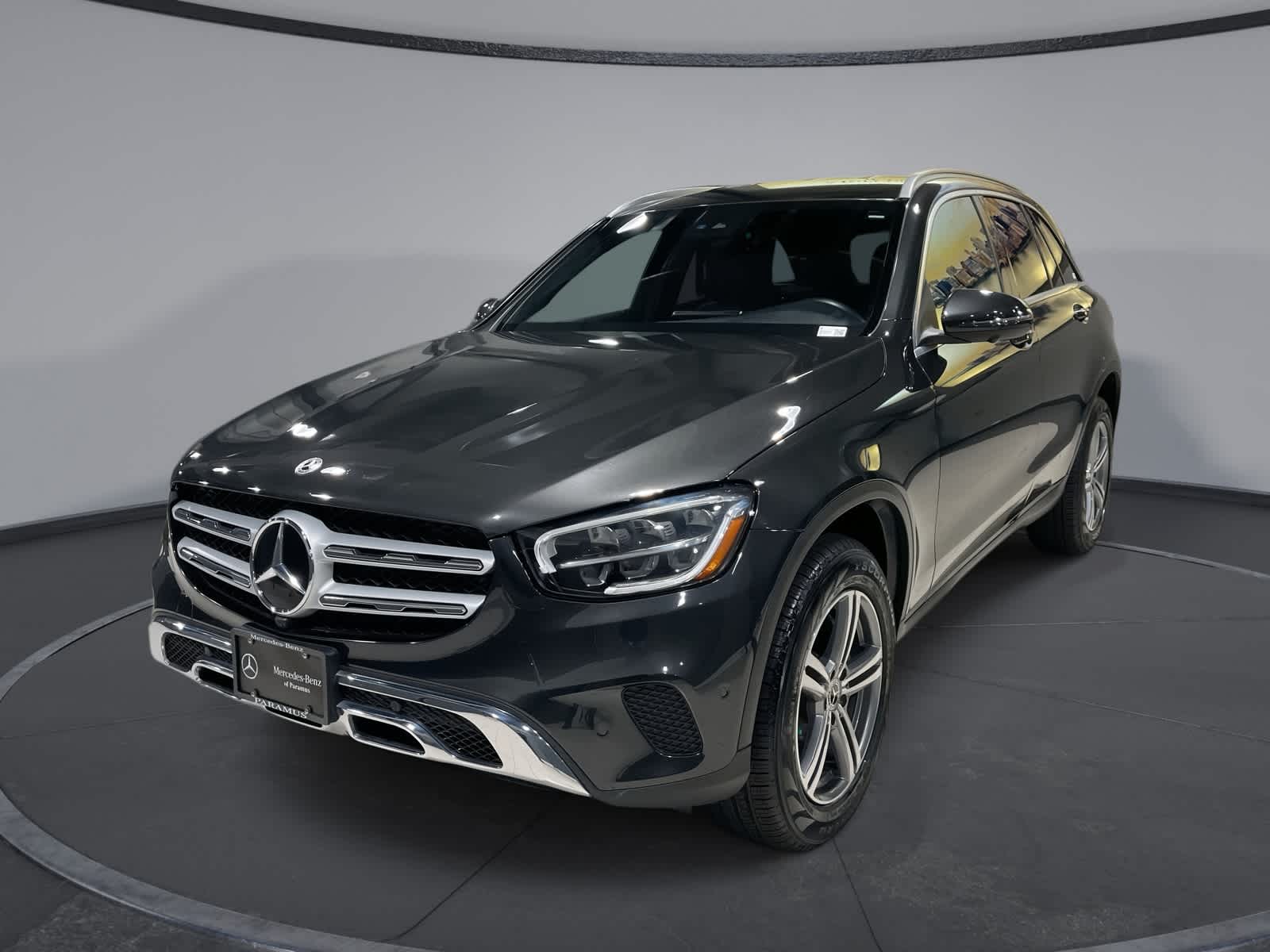 Thumbnail: 2022 Mercedes-Benz GLC - 1