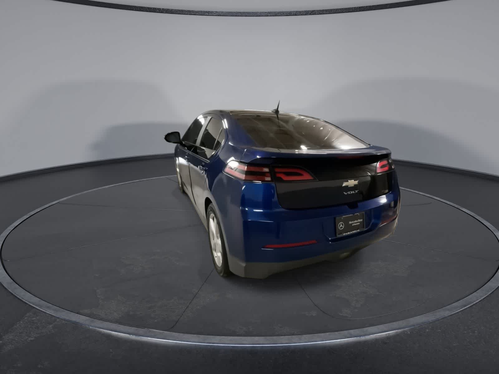 Thumbnail: 2012 Chevrolet Volt - 9