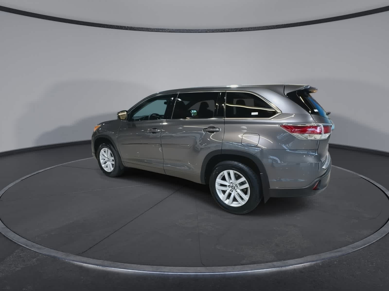 Thumbnail: 2016 Toyota Highlander - 8