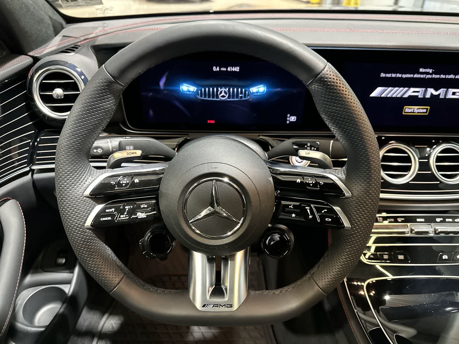Thumbnail: 2022 Mercedes-Benz E-Class - 27