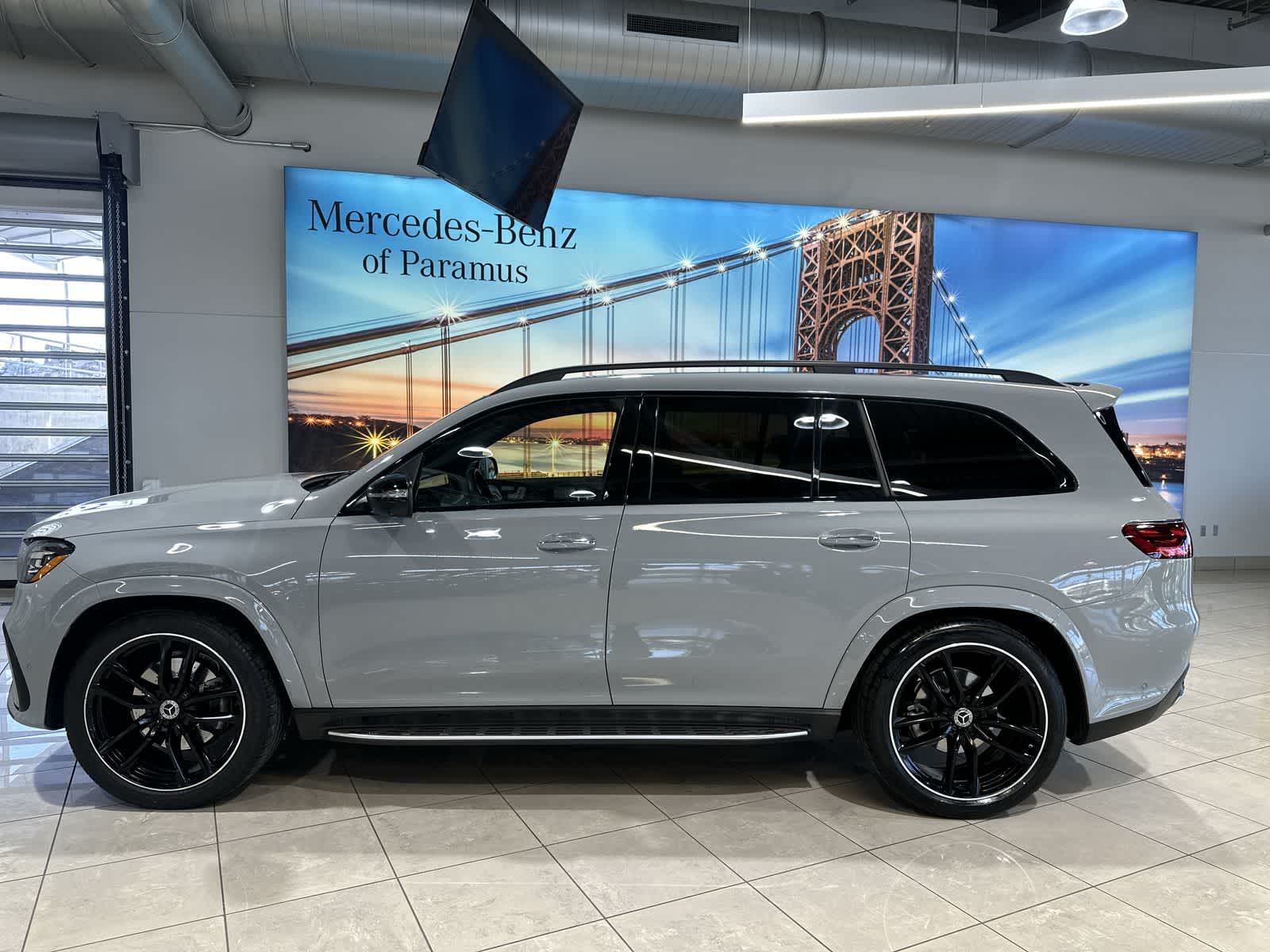 Thumbnail: 2024 Mercedes-Benz GLS - 15