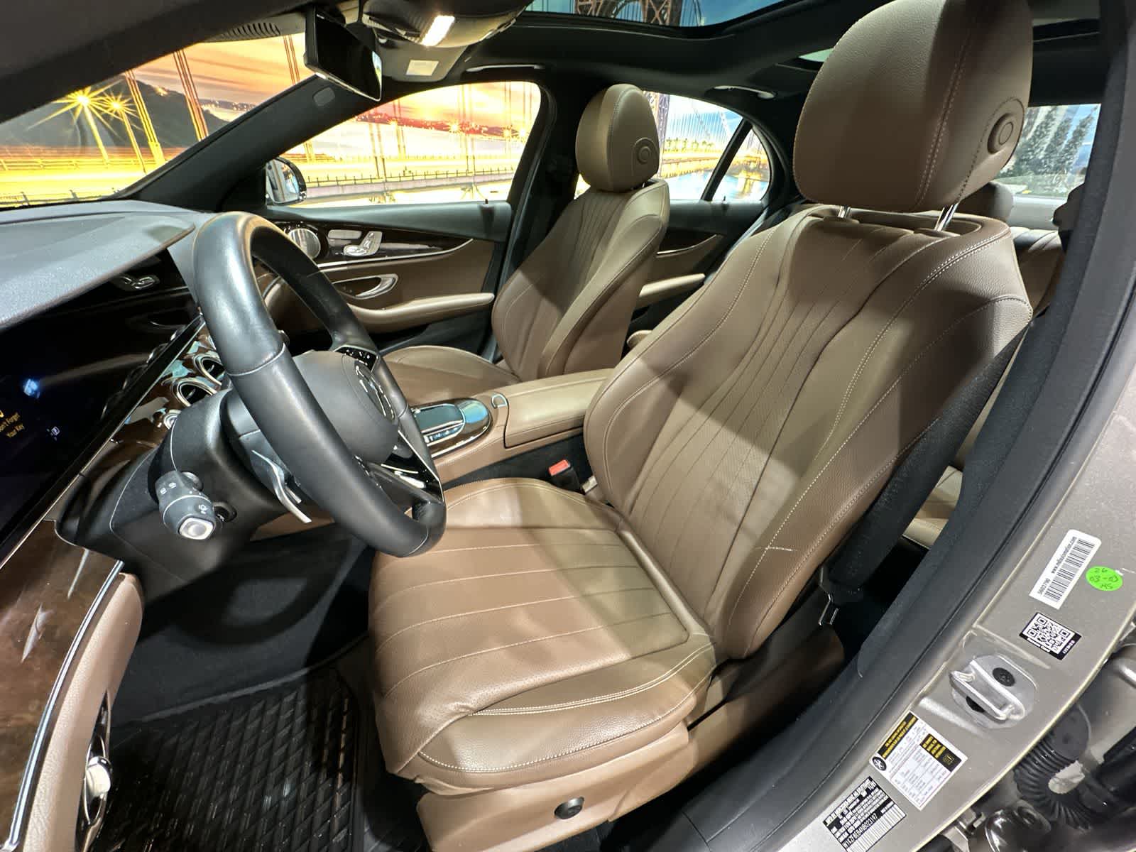 Thumbnail: 2022 Mercedes-Benz E-Class - 23