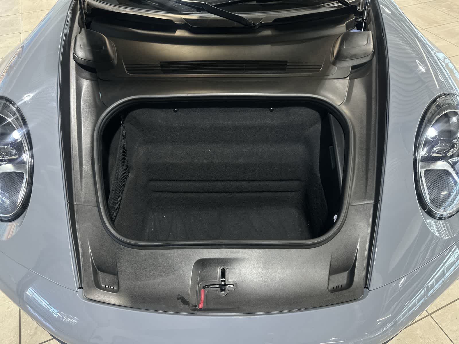 Thumbnail: 2023 Porsche 911 - 31