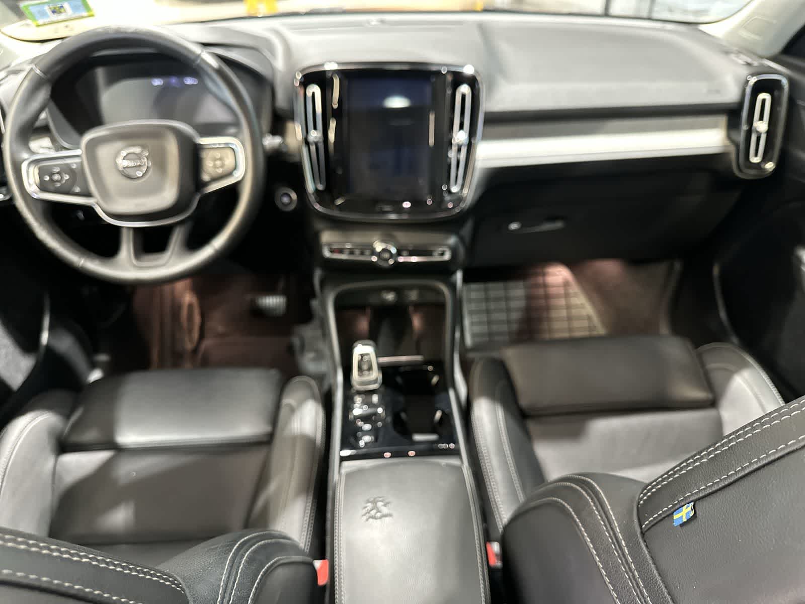 Thumbnail: 2020 Volvo XC40 - 22