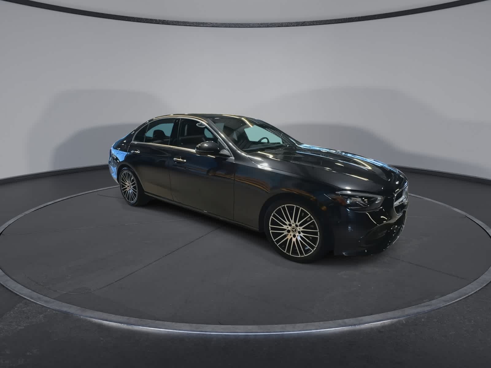 Thumbnail: 2023 Mercedes-Benz C-Class - 2