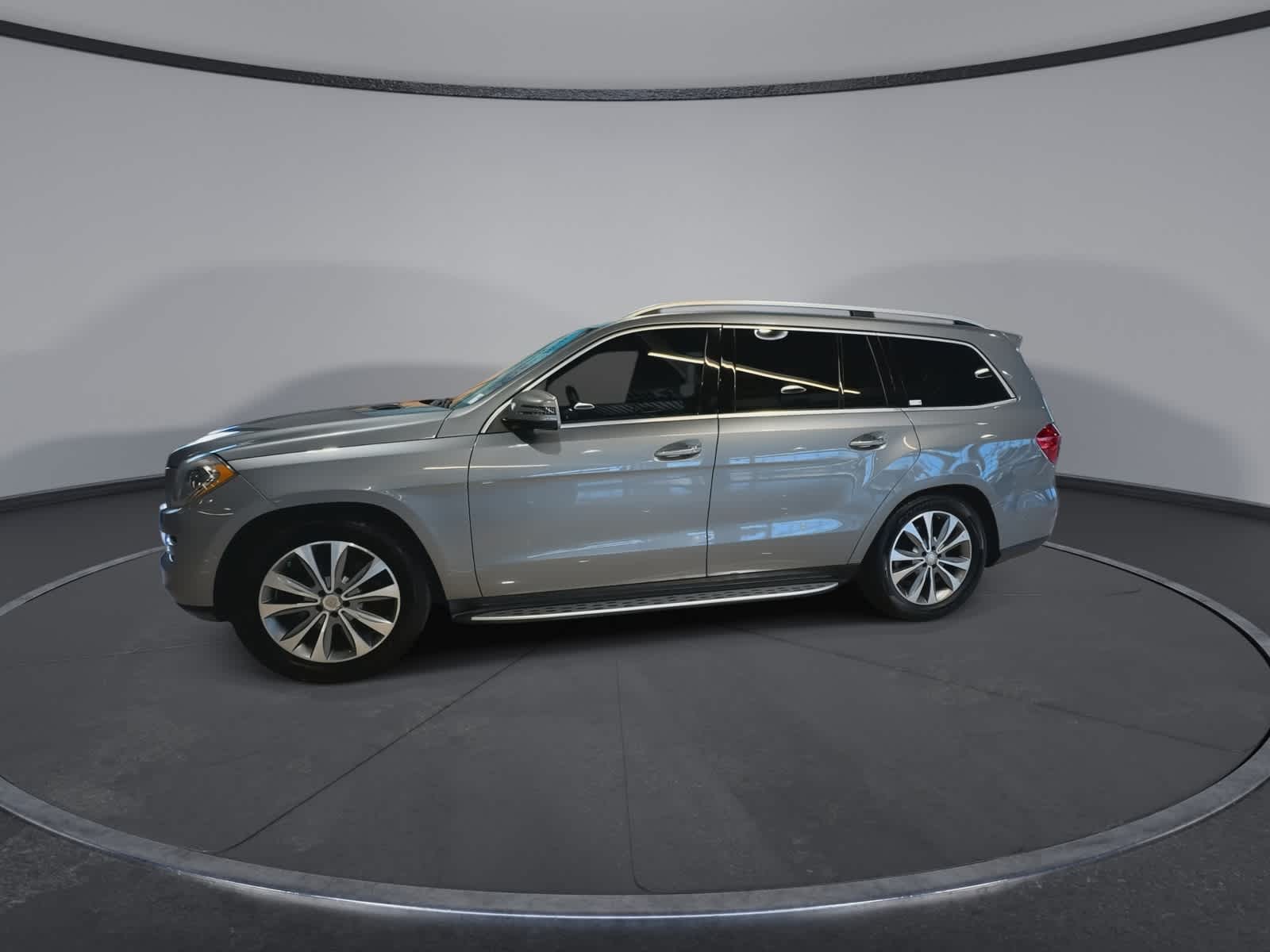 Thumbnail: 2016 Mercedes-Benz GL-Class - 6