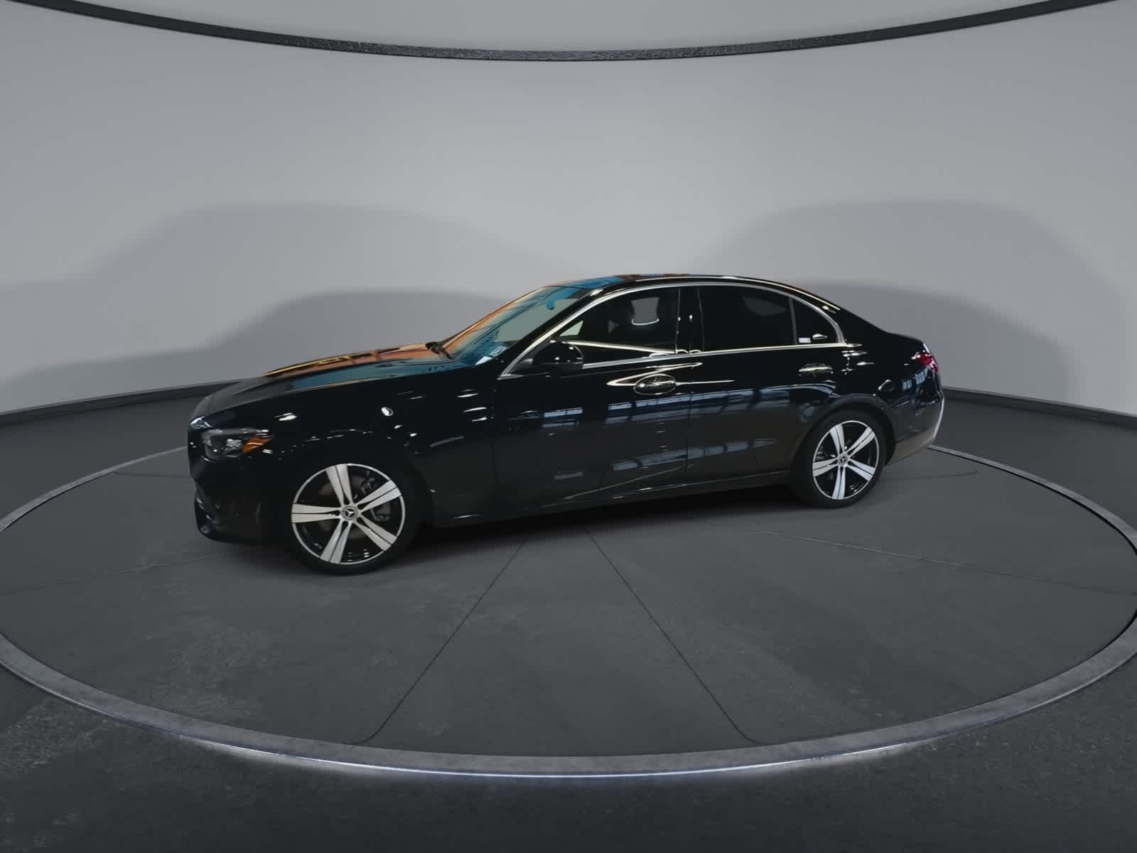 Thumbnail: 2025 Mercedes-Benz C-Class - 6