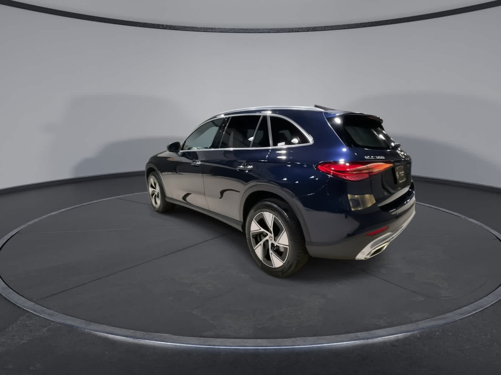 Thumbnail: 2024 Mercedes-Benz GLC - 8