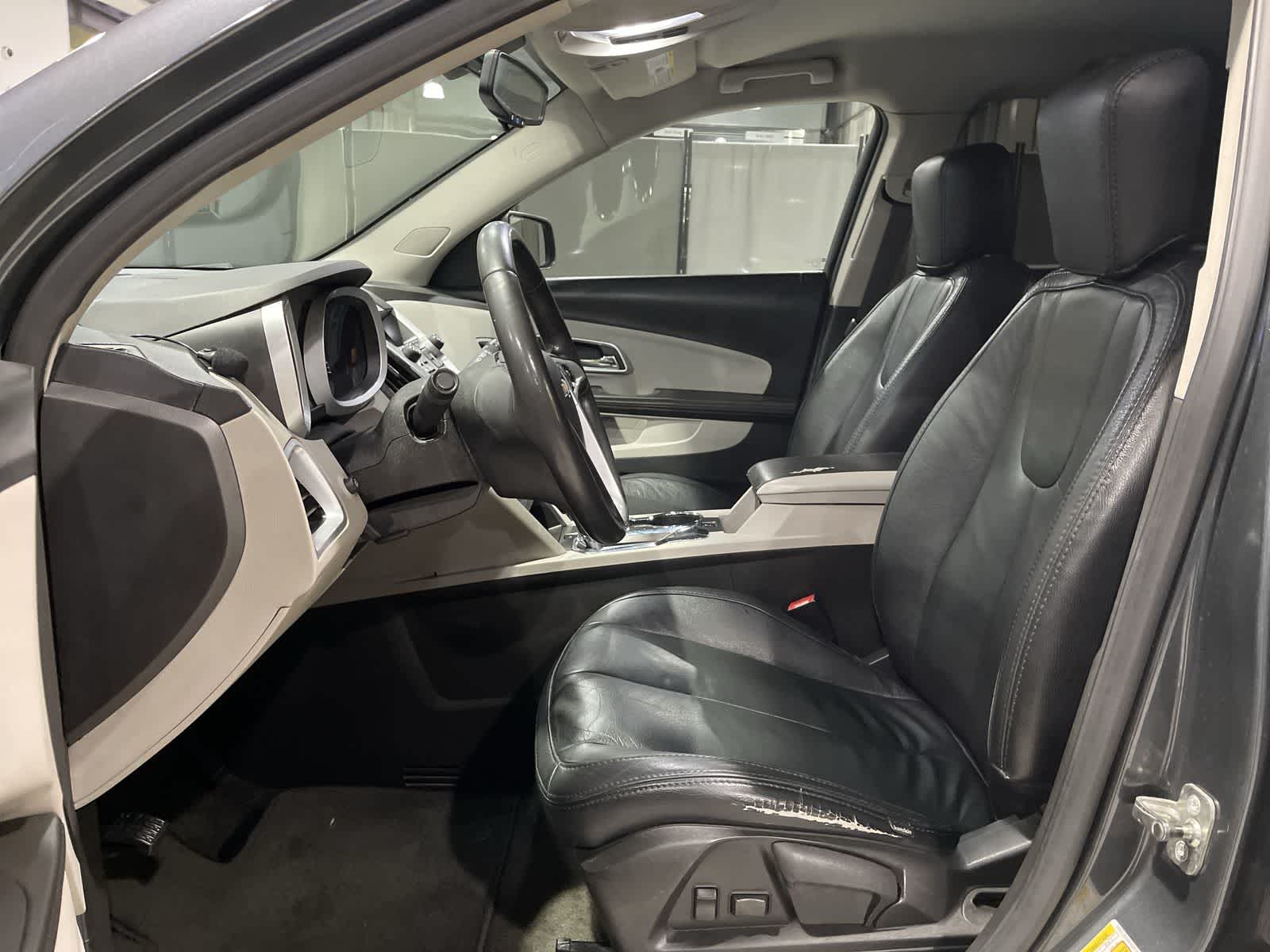 Thumbnail: 2011 Chevrolet Equinox - 23