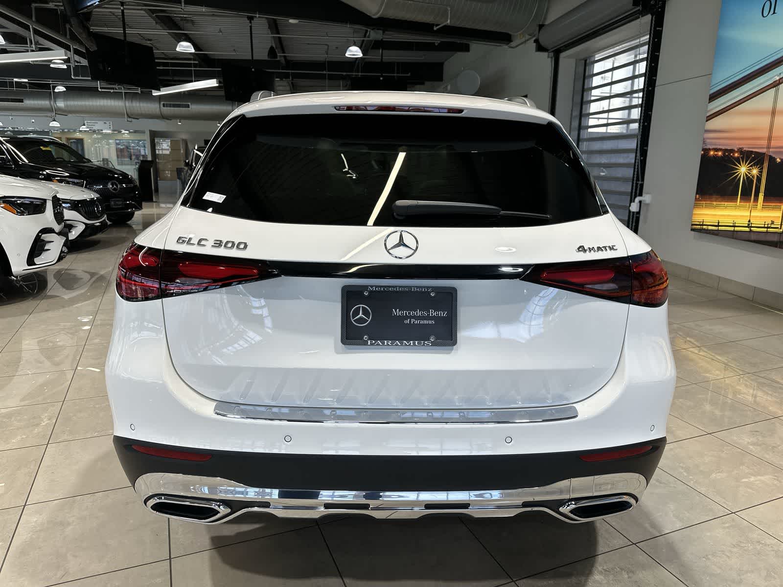 Thumbnail: 2026 Mercedes-Benz GLC - 17