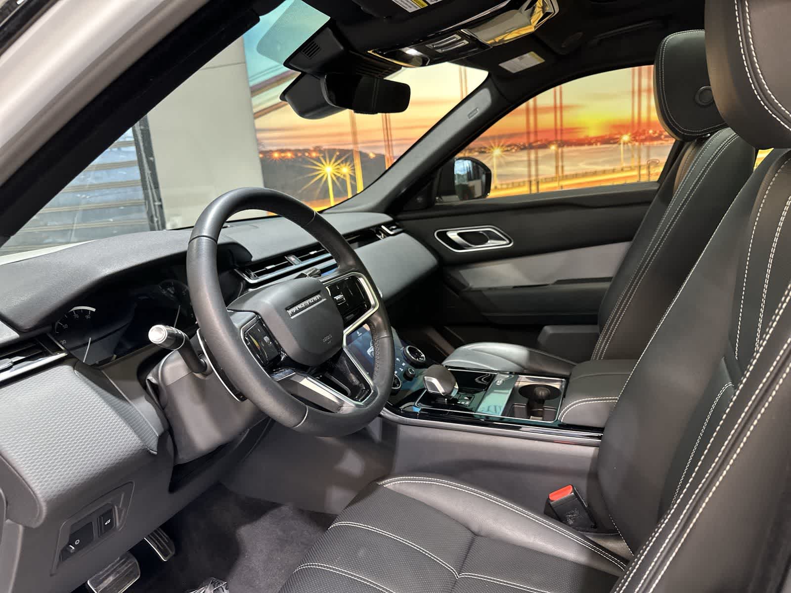 Thumbnail: 2023 Land Rover Range Rover Velar - 14