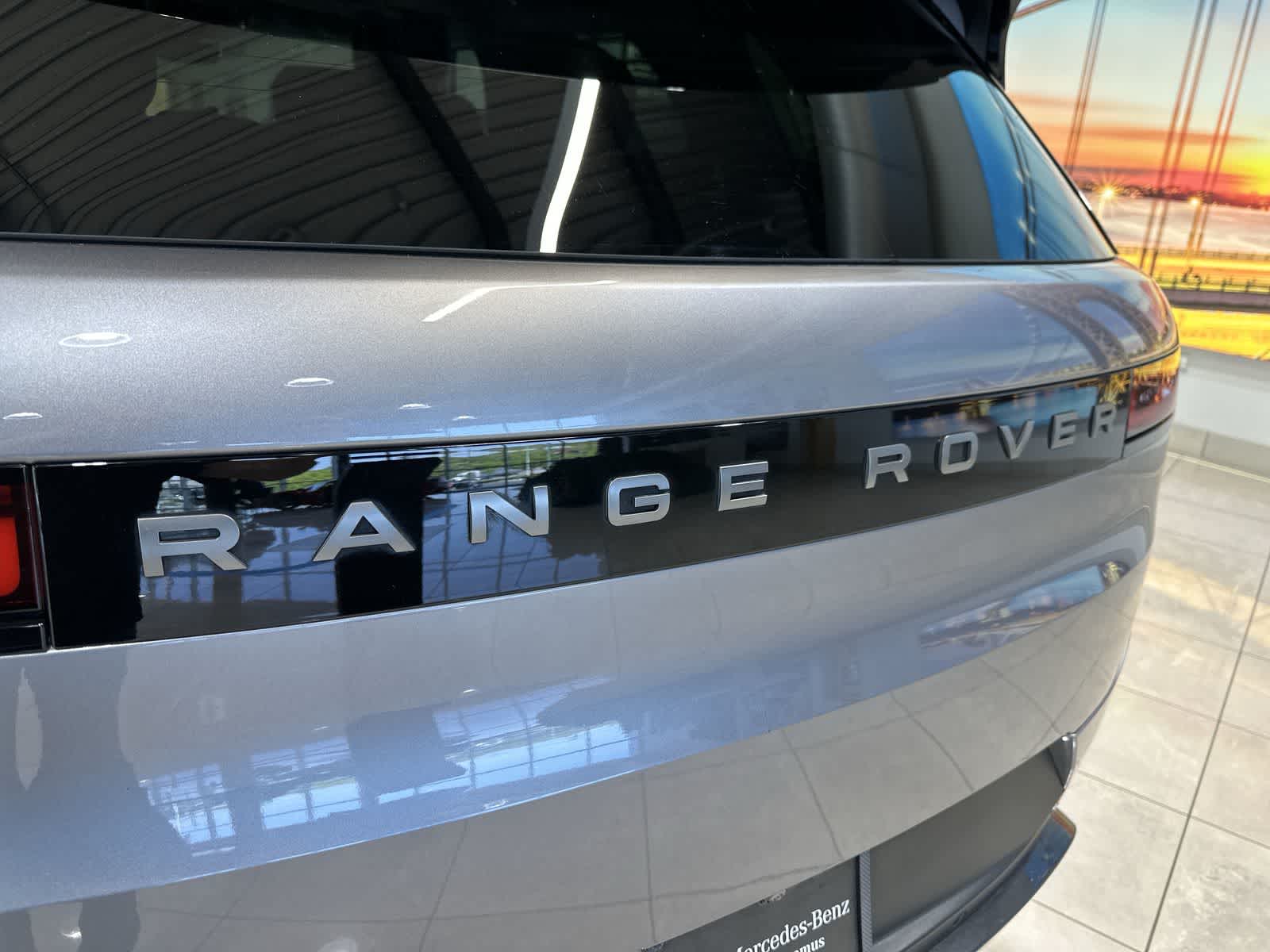 Thumbnail: 2024 Land Rover Range Rover Sport - 19