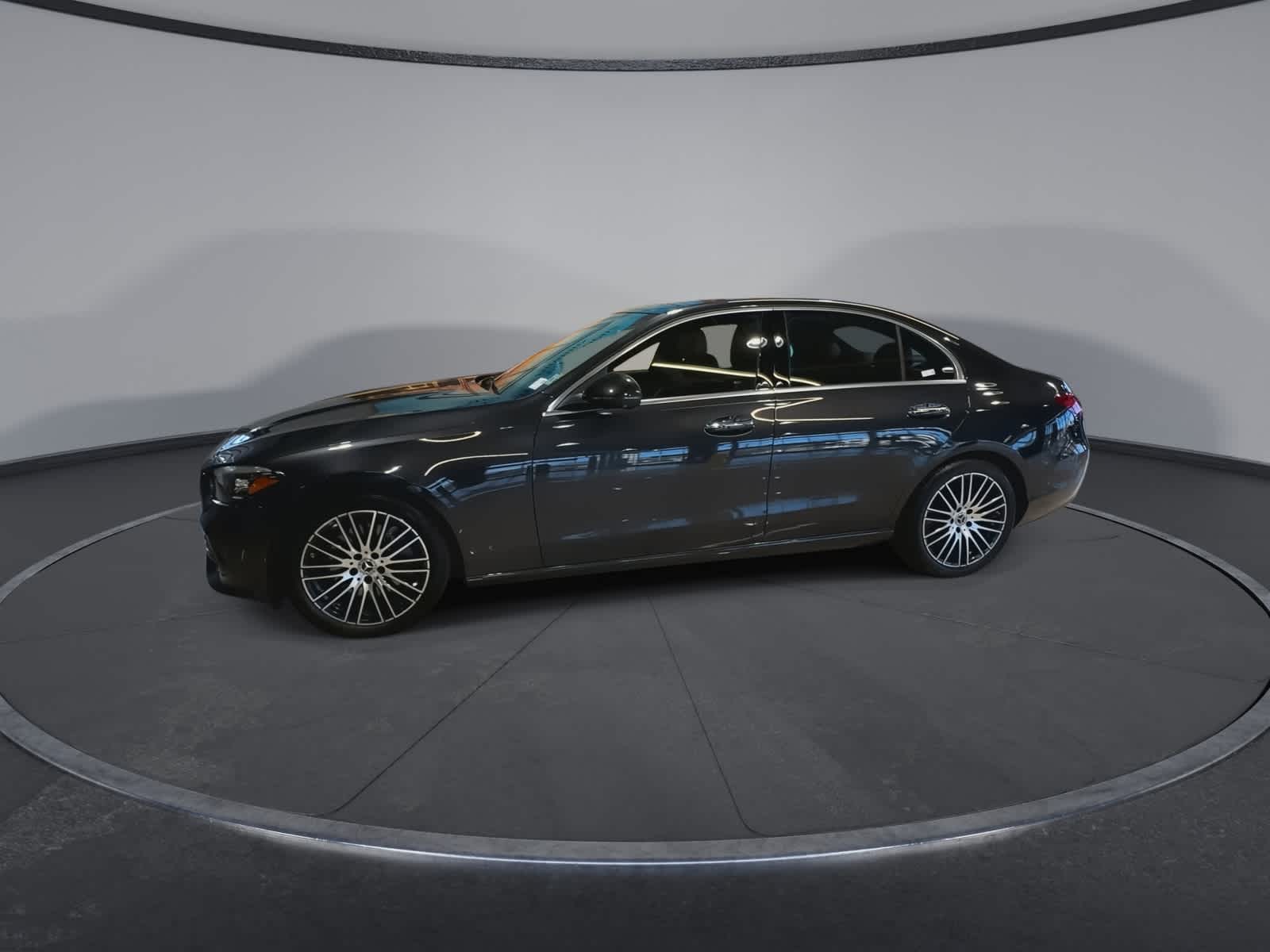 Thumbnail: 2023 Mercedes-Benz C-Class - 6