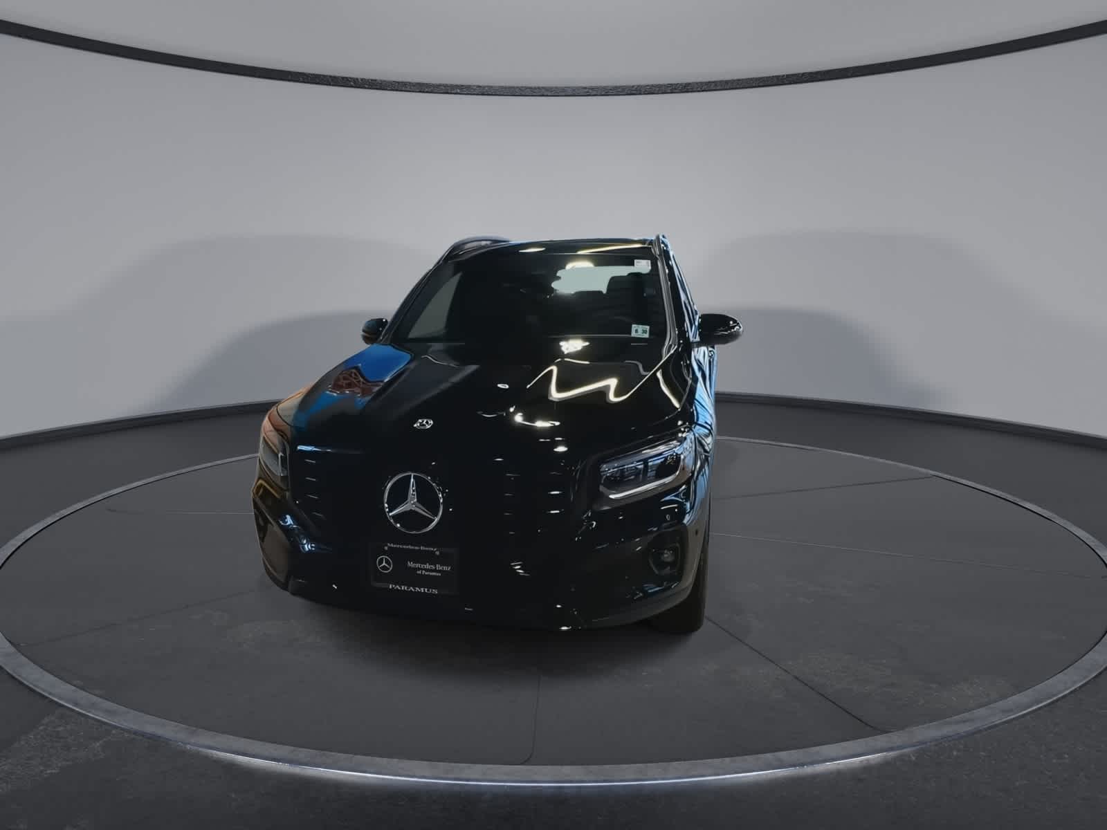 Thumbnail: 2025 Mercedes-Benz GLB - 4