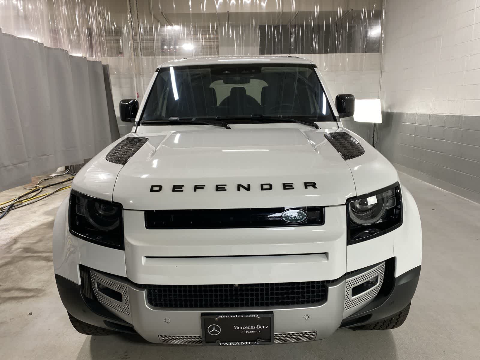 Thumbnail: 2020 Land Rover Defender - 18