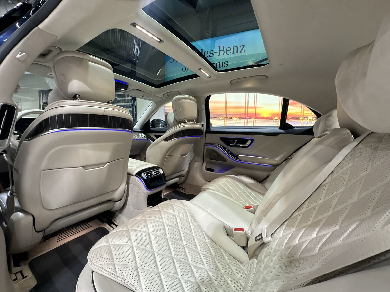 Thumbnail: 2022 Mercedes-Benz S-Class - 24