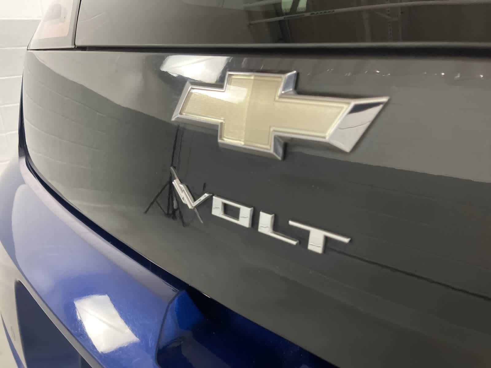 Thumbnail: 2012 Chevrolet Volt - 19