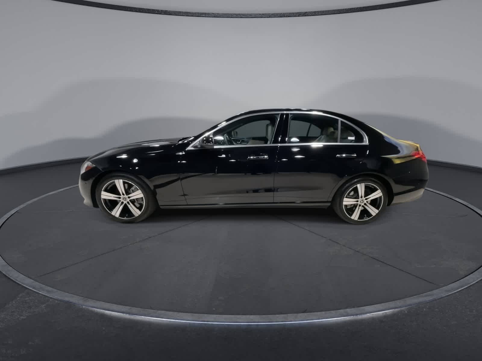 Thumbnail: 2025 Mercedes-Benz C-Class - 7