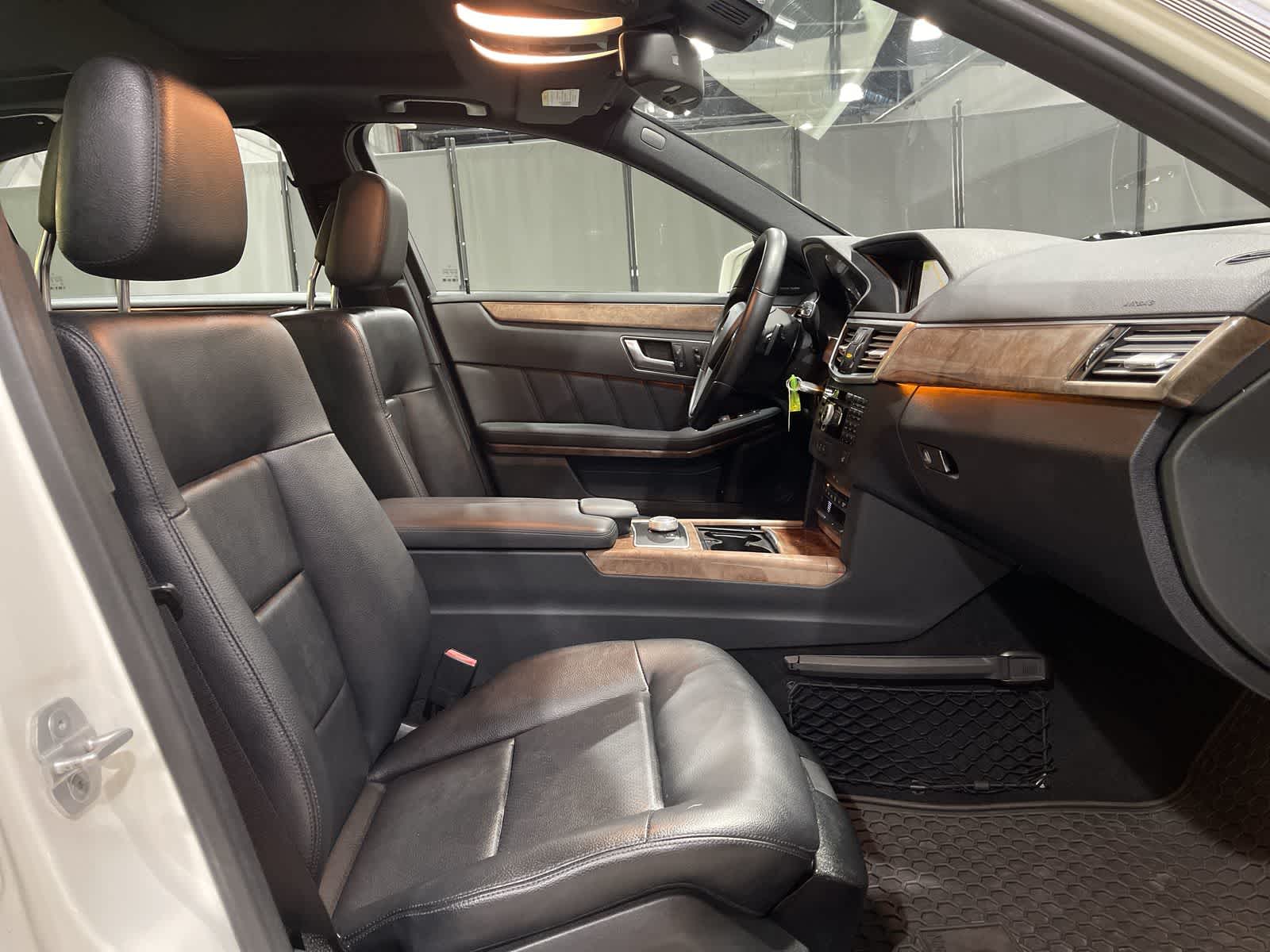 Thumbnail: 2012 Mercedes-Benz E-Class - 26