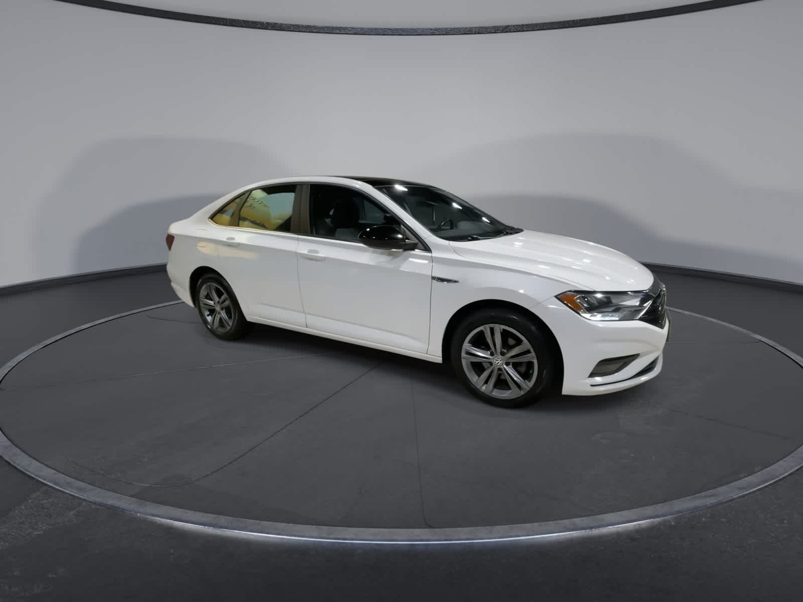 Thumbnail: 2019 Volkswagen Jetta - 2