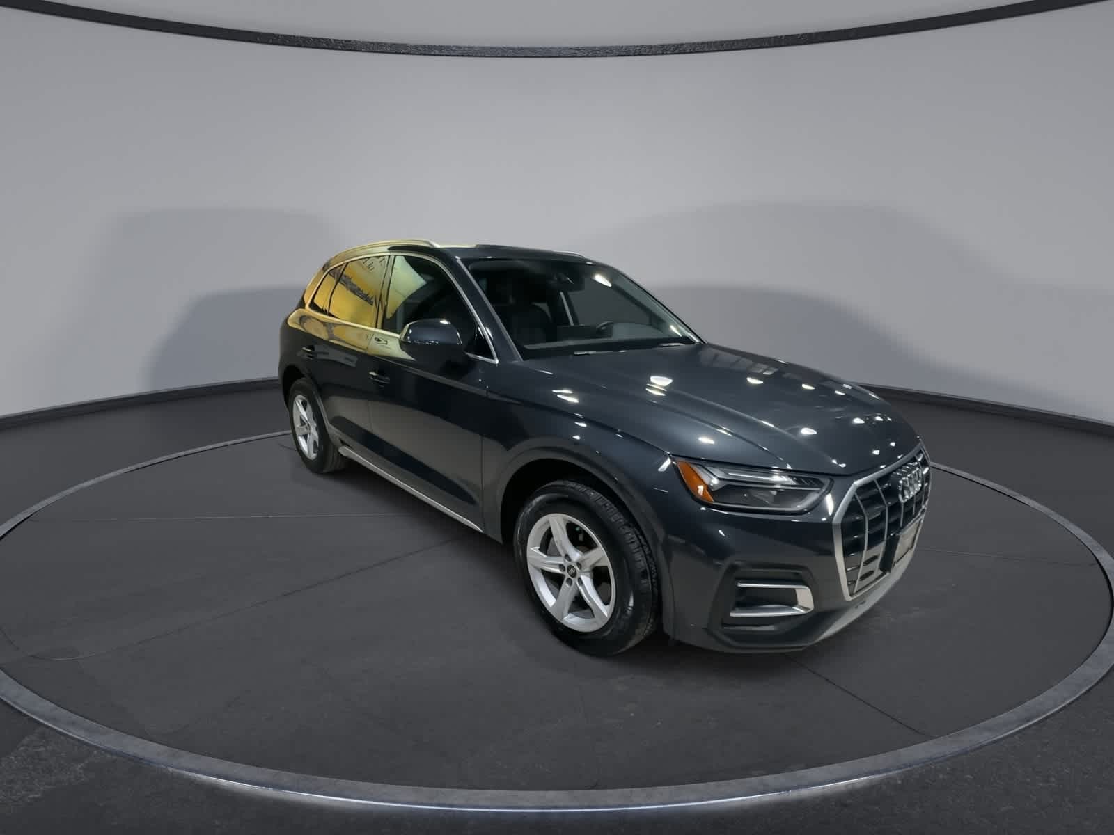 Thumbnail: 2023 Audi Q5 - 3