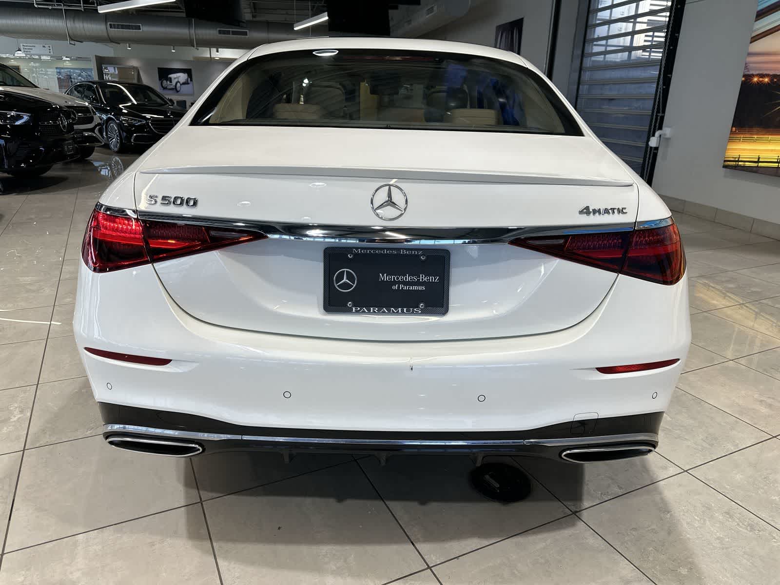 Thumbnail: 2023 Mercedes-Benz S-Class - 17