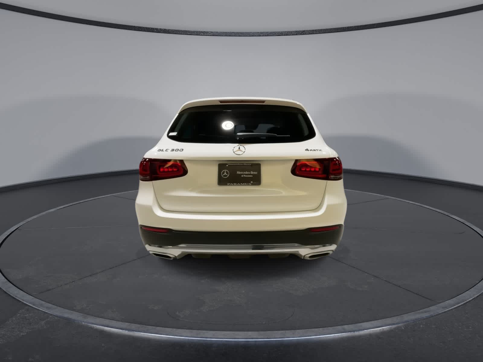 Thumbnail: 2022 Mercedes-Benz GLC - 10