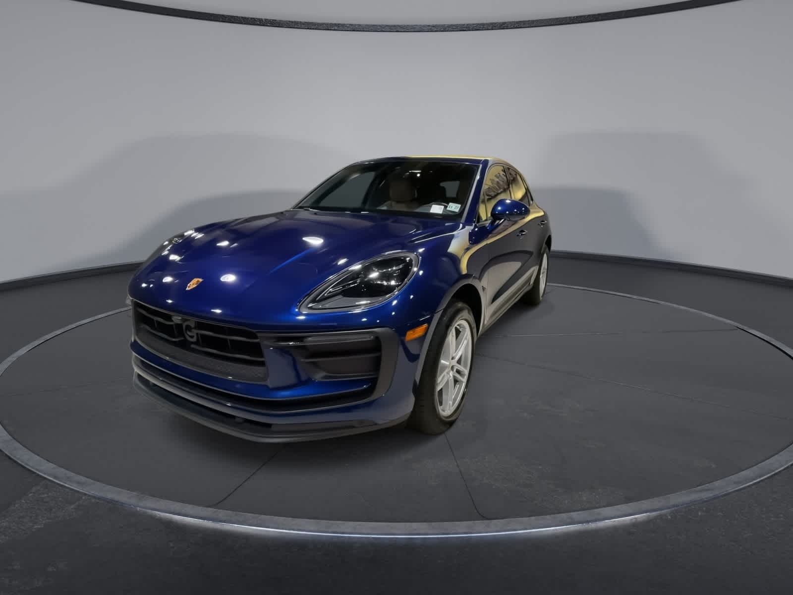 Thumbnail: 2024 Porsche Macan - 5