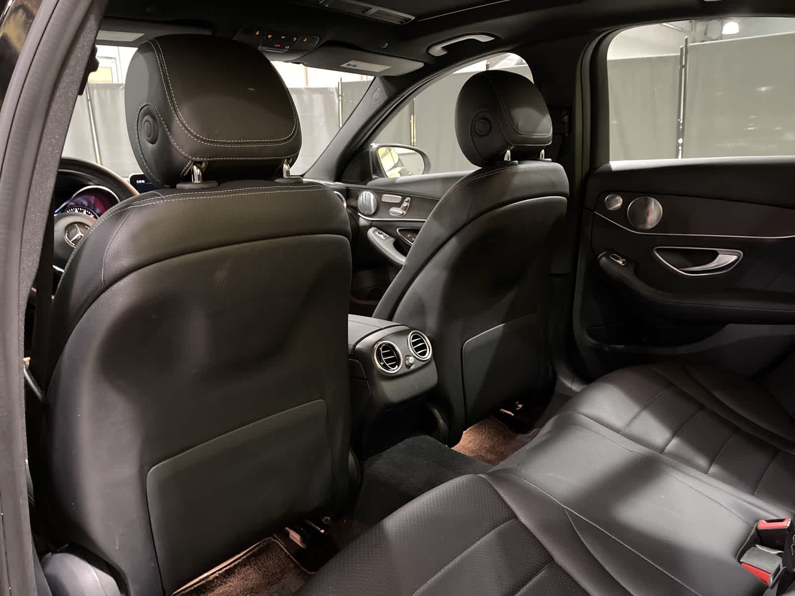 Thumbnail: 2020 Mercedes-Benz C-Class - 24