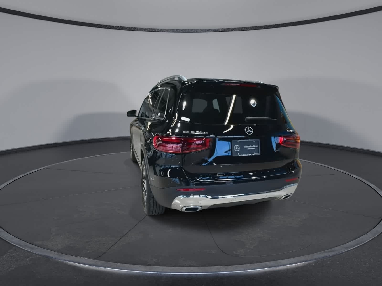 Thumbnail: 2026 Mercedes-Benz GLB - 11