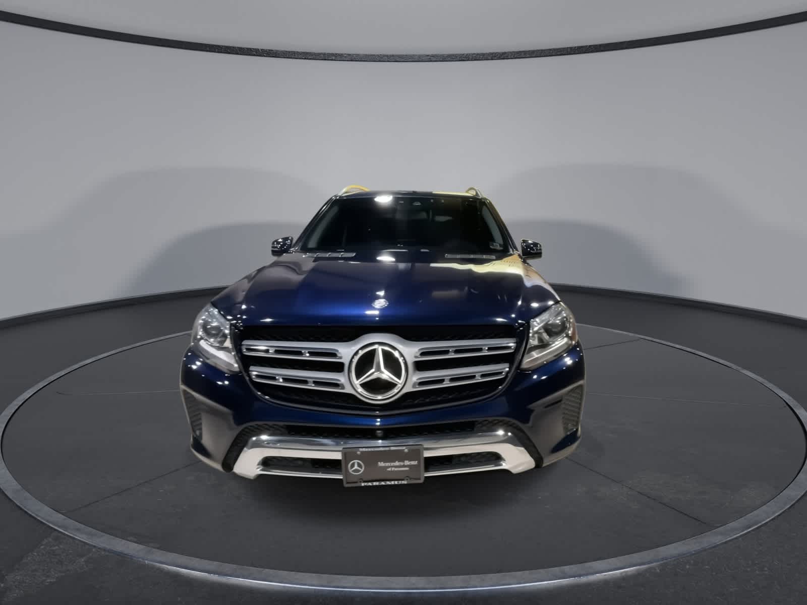 2017 Mercedes Benz GLS 450 4MATIC photo 4