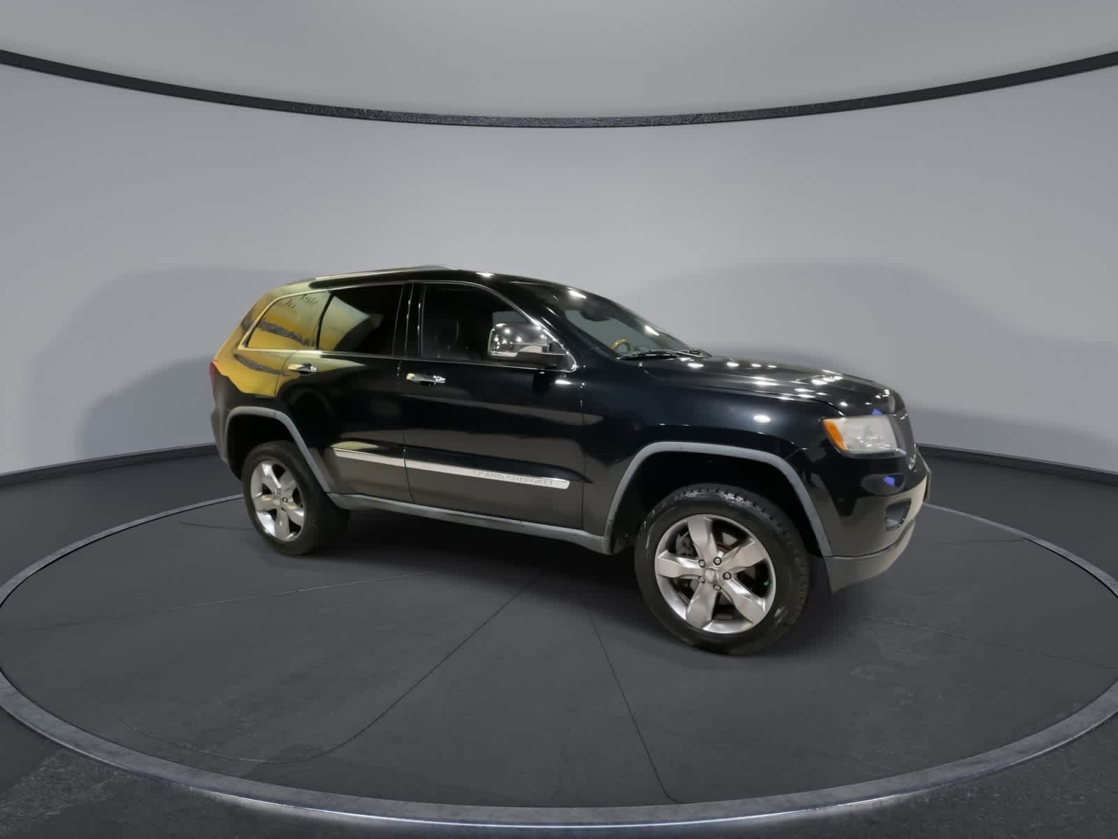 Thumbnail: 2011 Jeep Grand Cherokee - 2