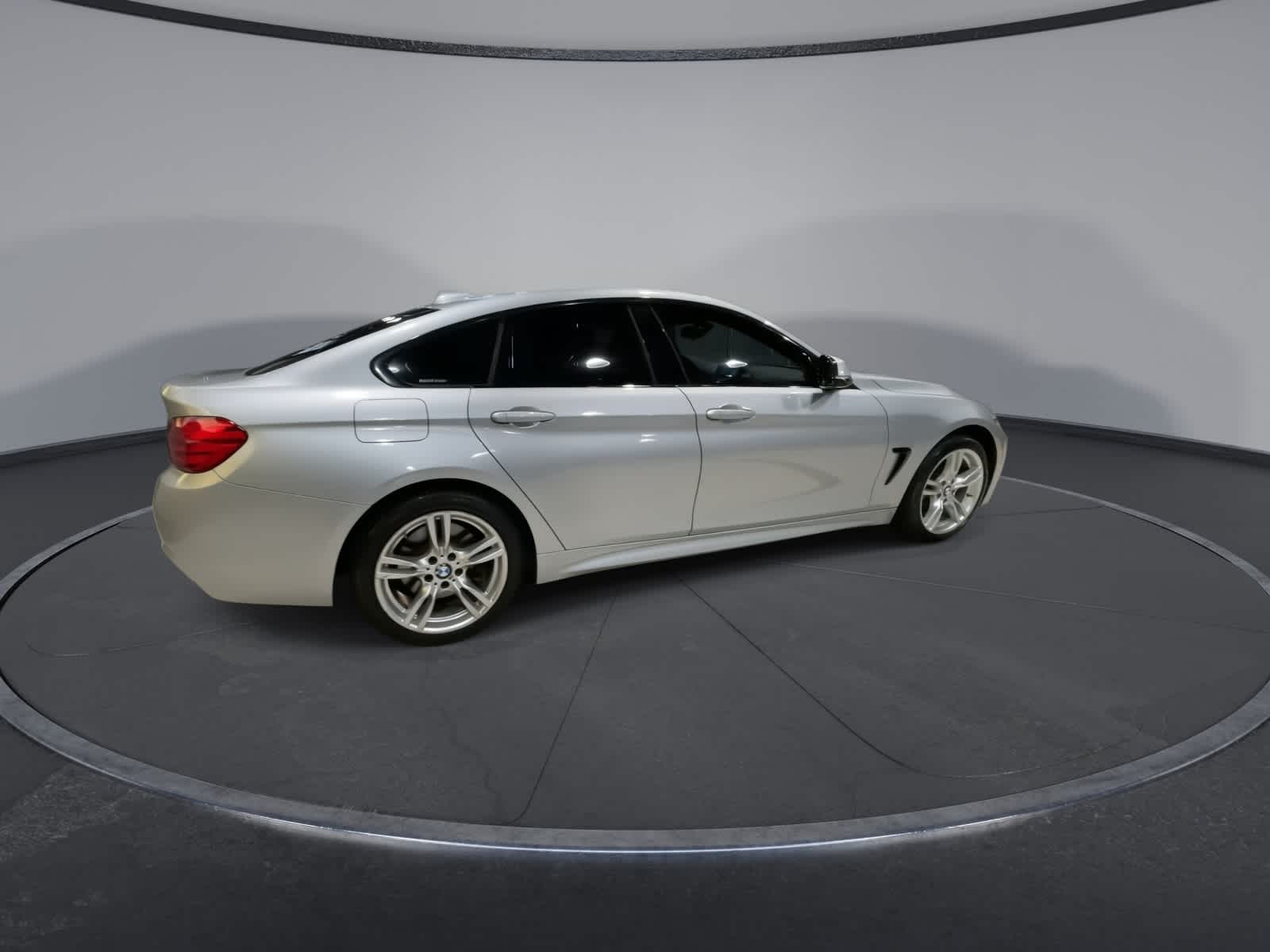 Thumbnail: 2016 BMW 4 Series - 12