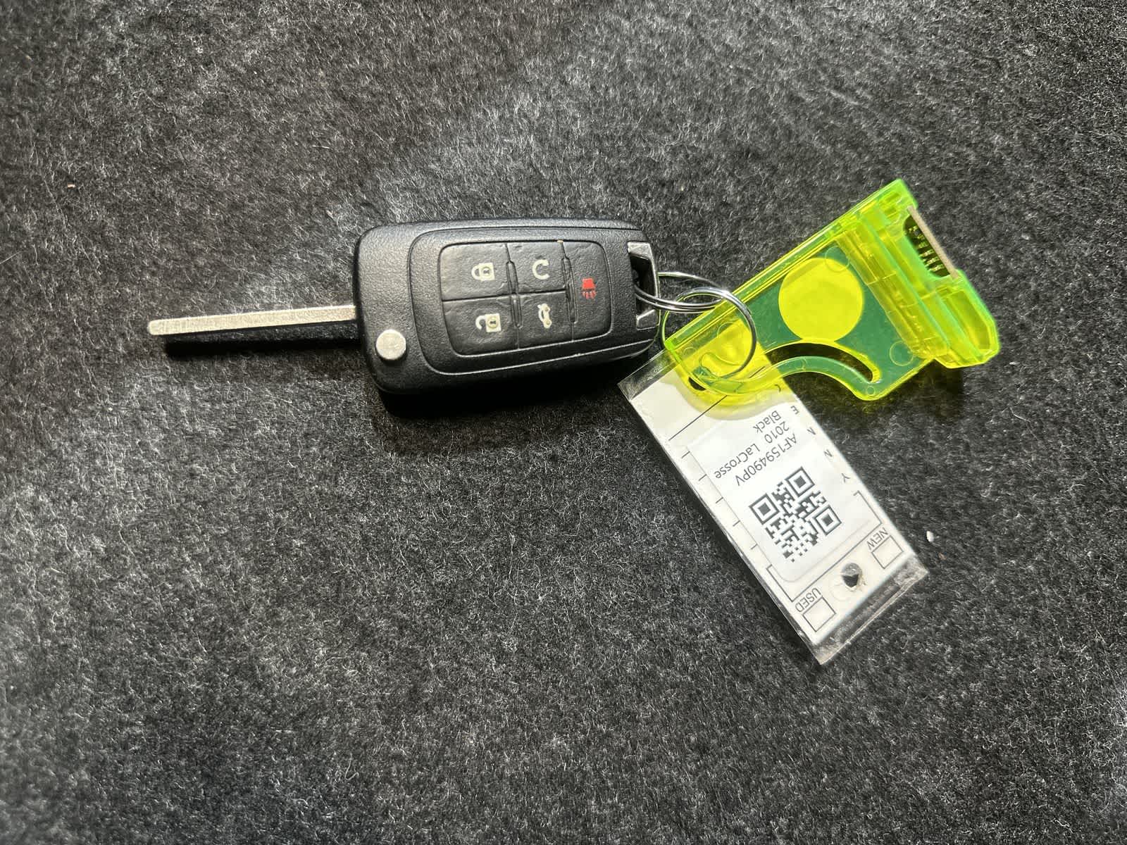 Thumbnail: 2010 Buick LaCrosse - 32