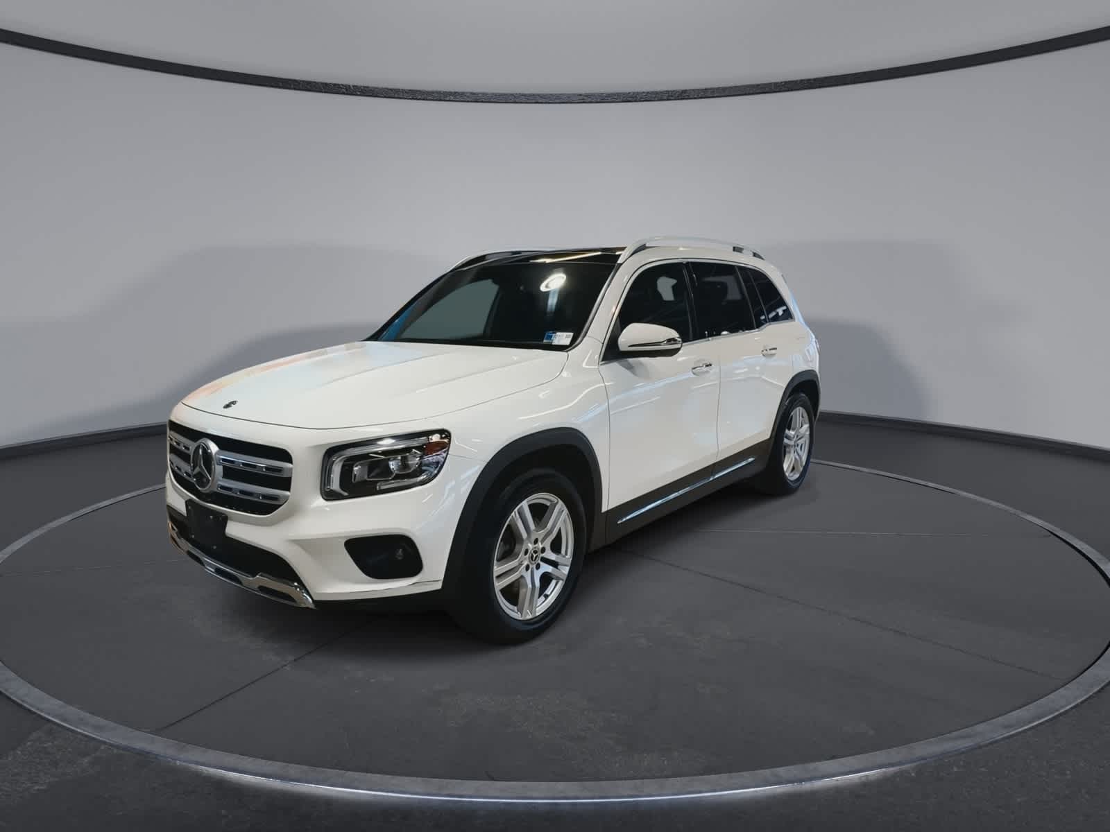 Thumbnail: 2020 Mercedes-Benz GLB - 5