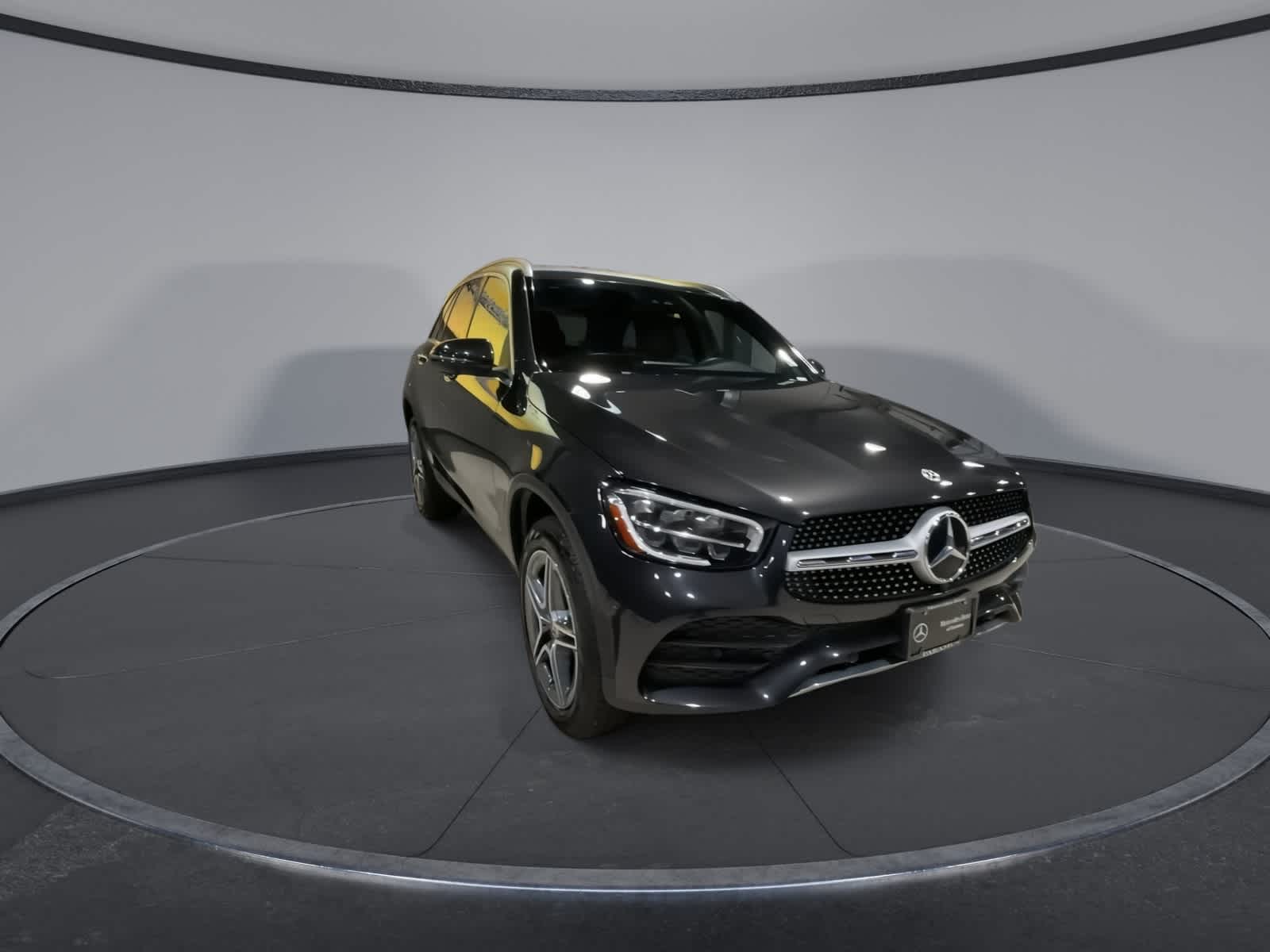 Thumbnail: 2022 Mercedes-Benz GLC - 3