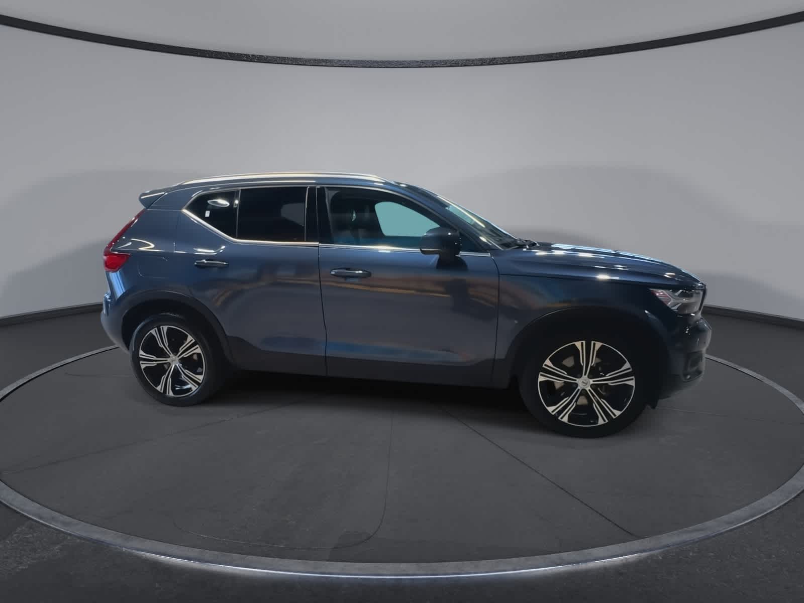 Thumbnail: 2020 Volvo XC40 - 13