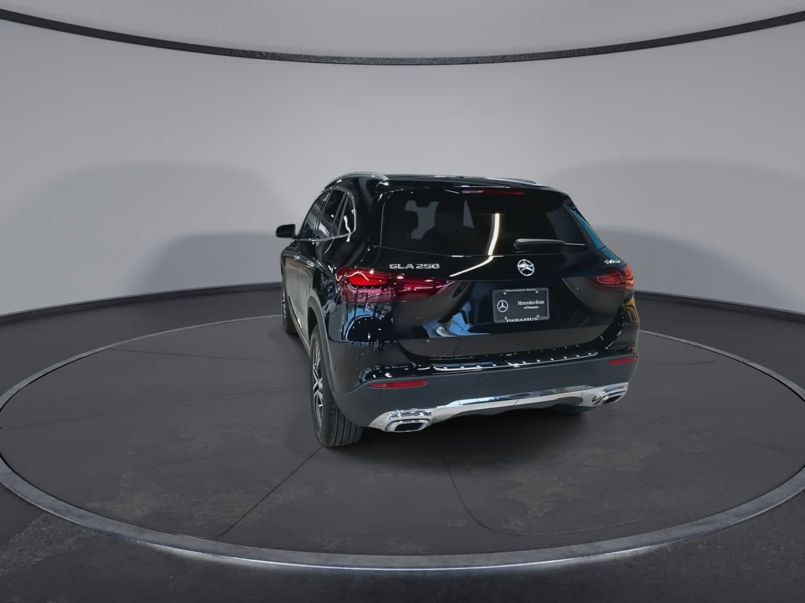 Thumbnail: 2026 Mercedes-Benz GLA - 9