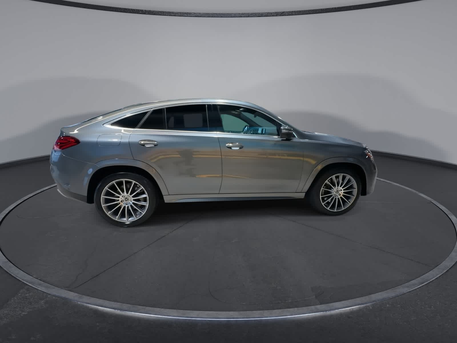Thumbnail: 2025 Mercedes-Benz GLE - 11