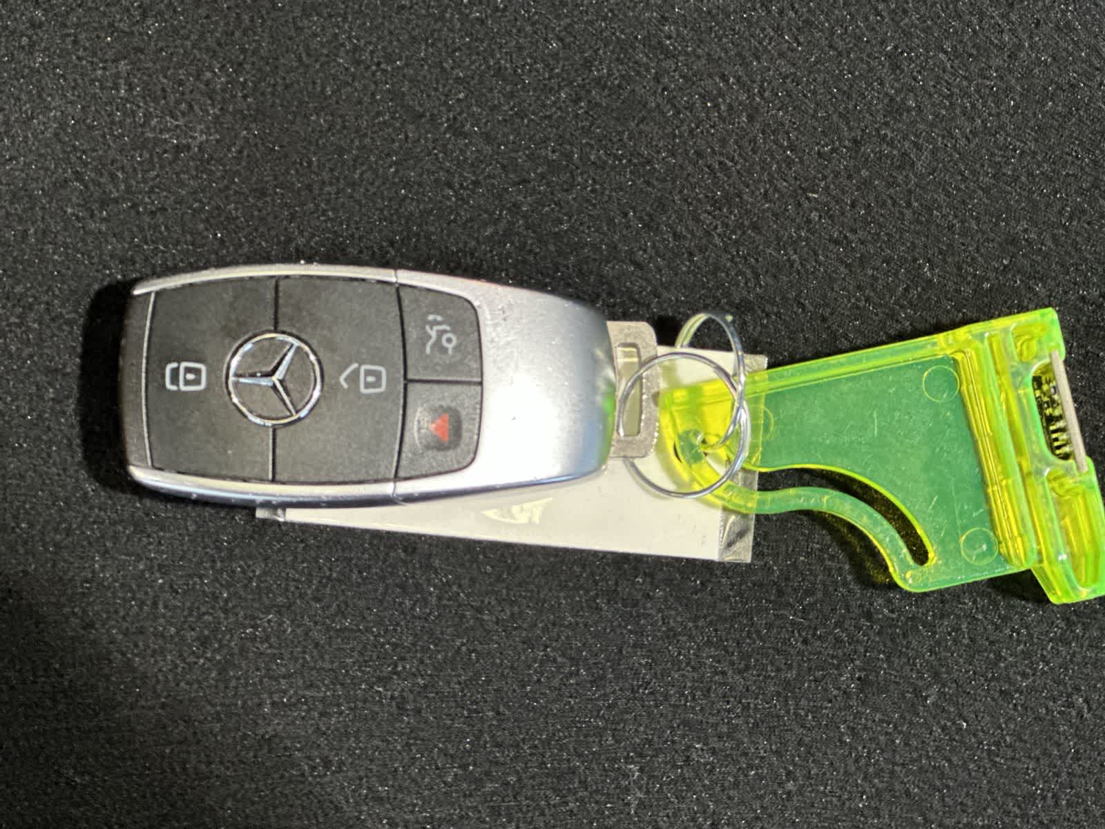 Thumbnail: 2021 Mercedes-Benz GLC - 32