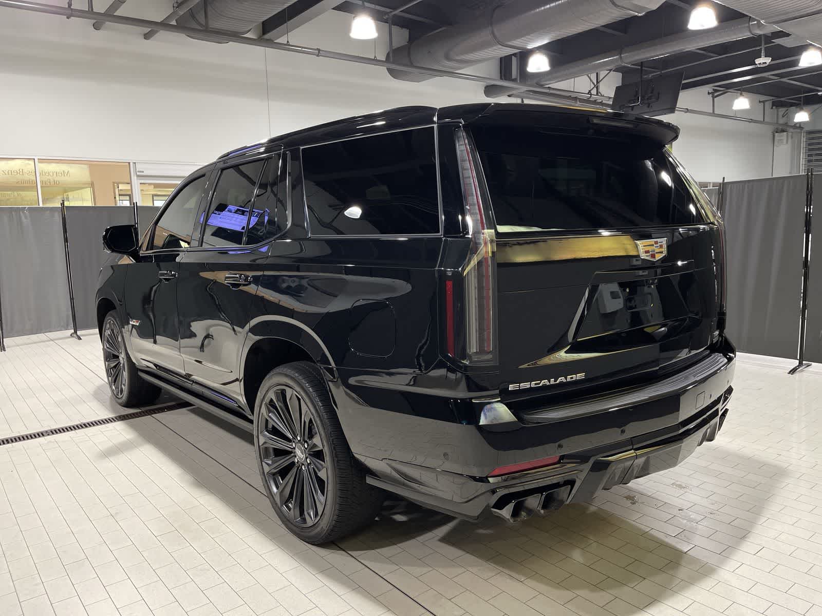 Thumbnail: 2025 Cadillac Escalade - 16