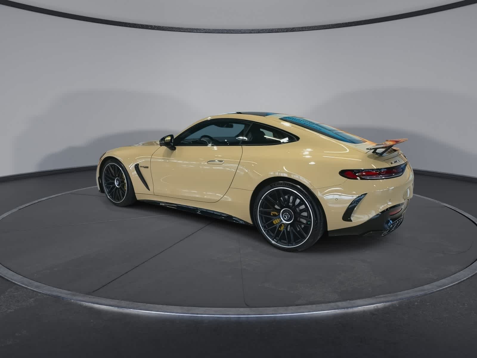 Thumbnail: 2025 Mercedes-Benz AMG GT - 8