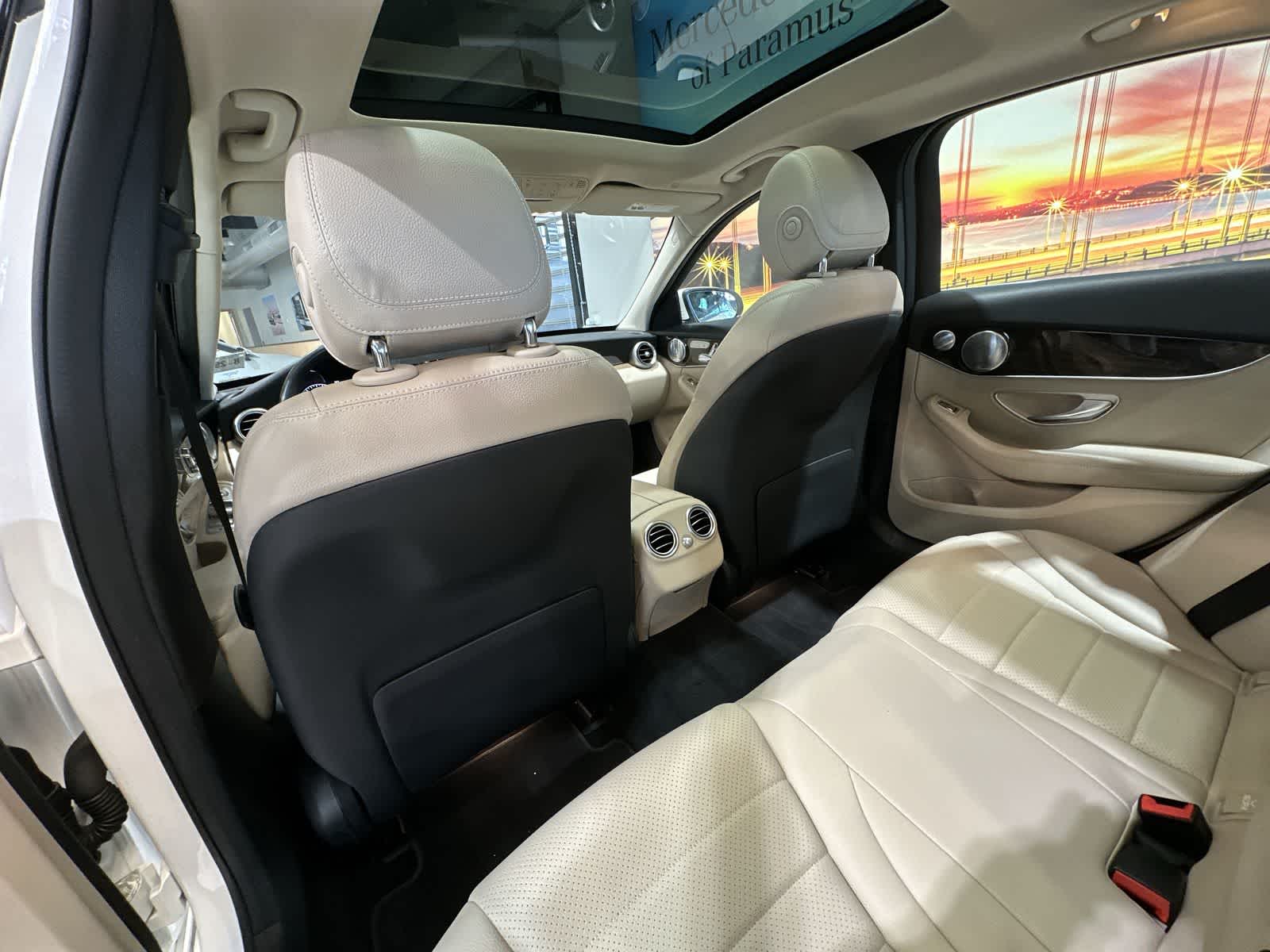 Thumbnail: 2021 Mercedes-Benz C-Class - 24