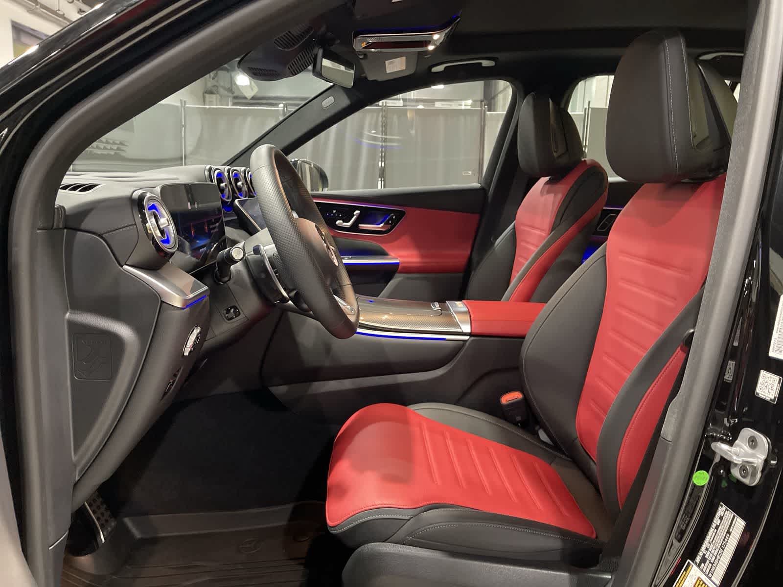 Thumbnail: 2024 Mercedes-Benz GLC - 23