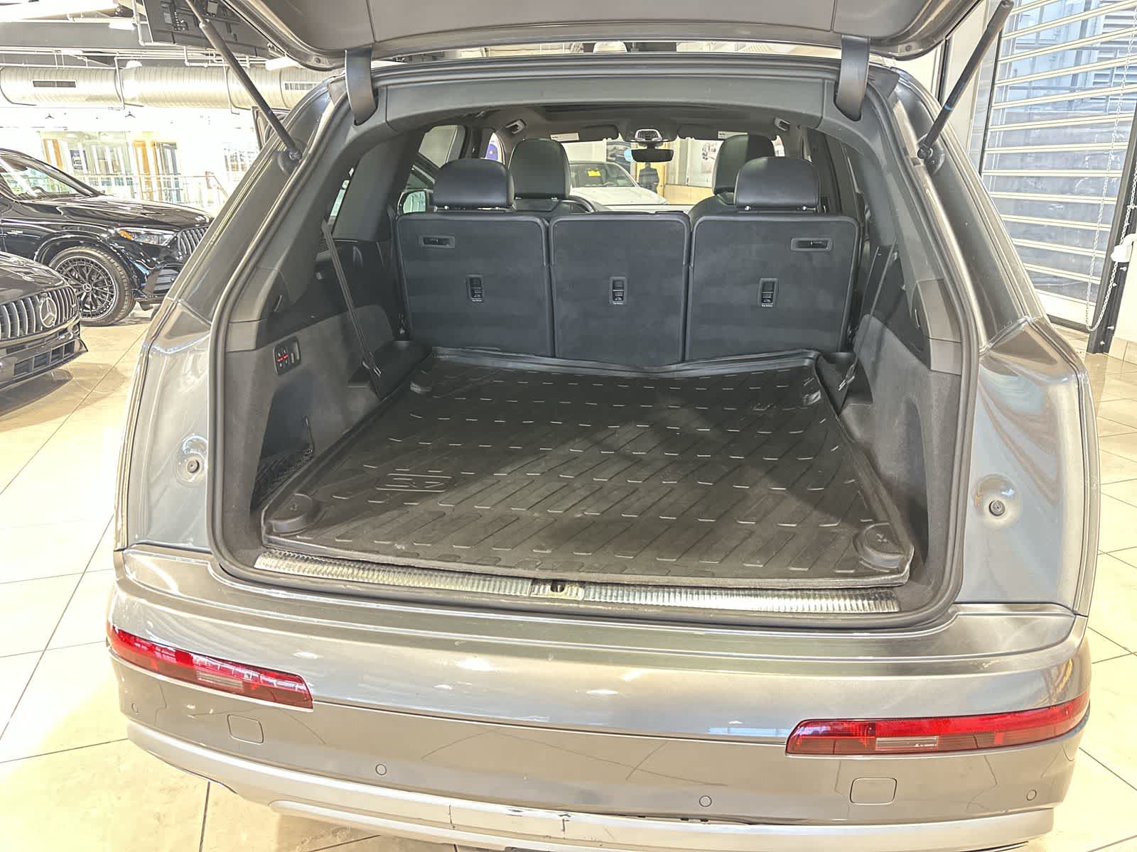 Thumbnail: 2017 Audi Q7 - 31