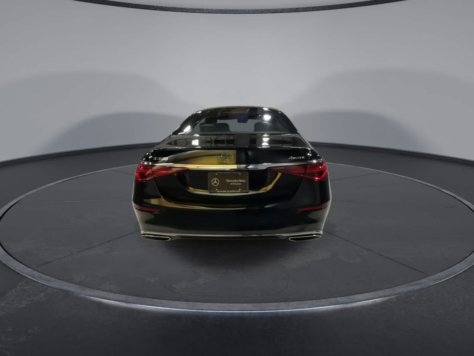 Thumbnail: 2023 Mercedes-Benz S-Class - 10