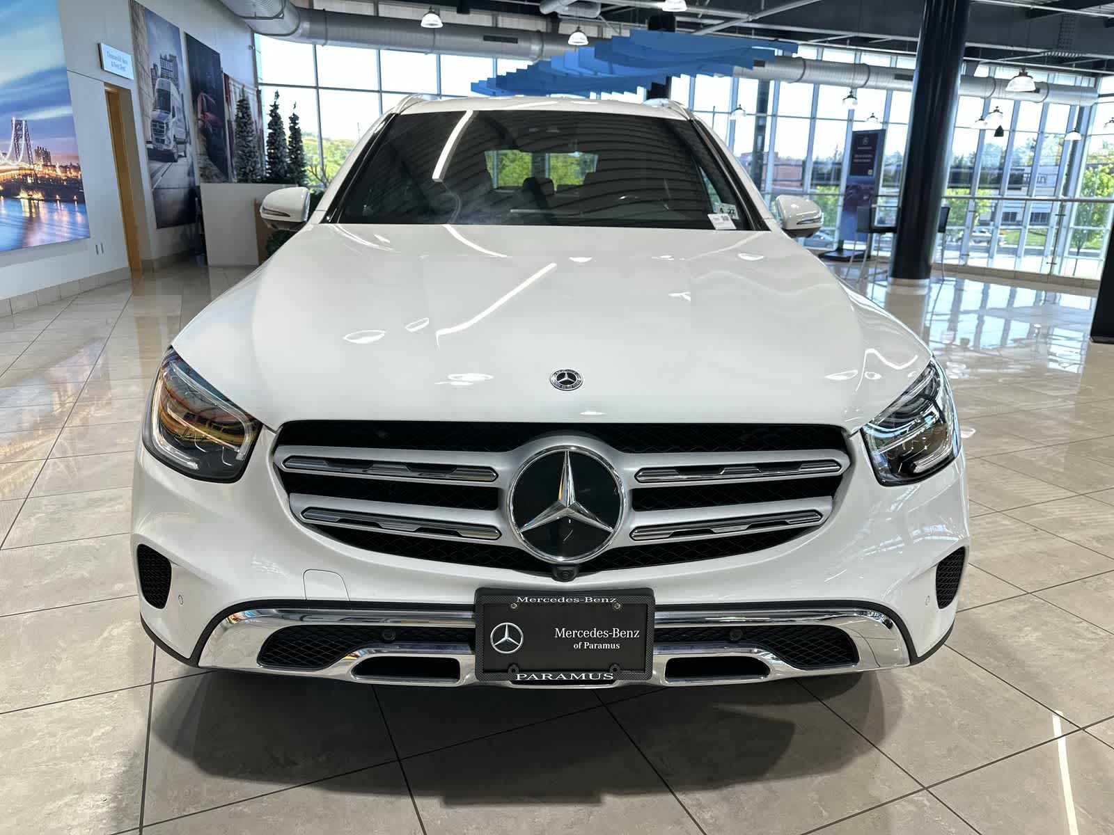 Thumbnail: 2022 Mercedes-Benz GLC - 18