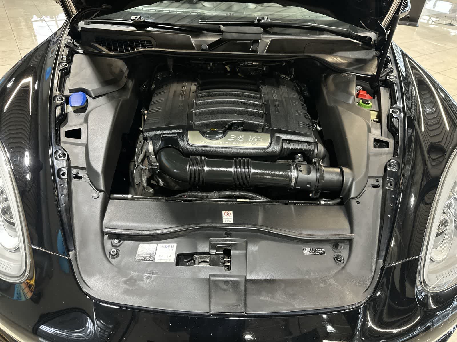 Thumbnail: 2014 Porsche Cayenne - 21