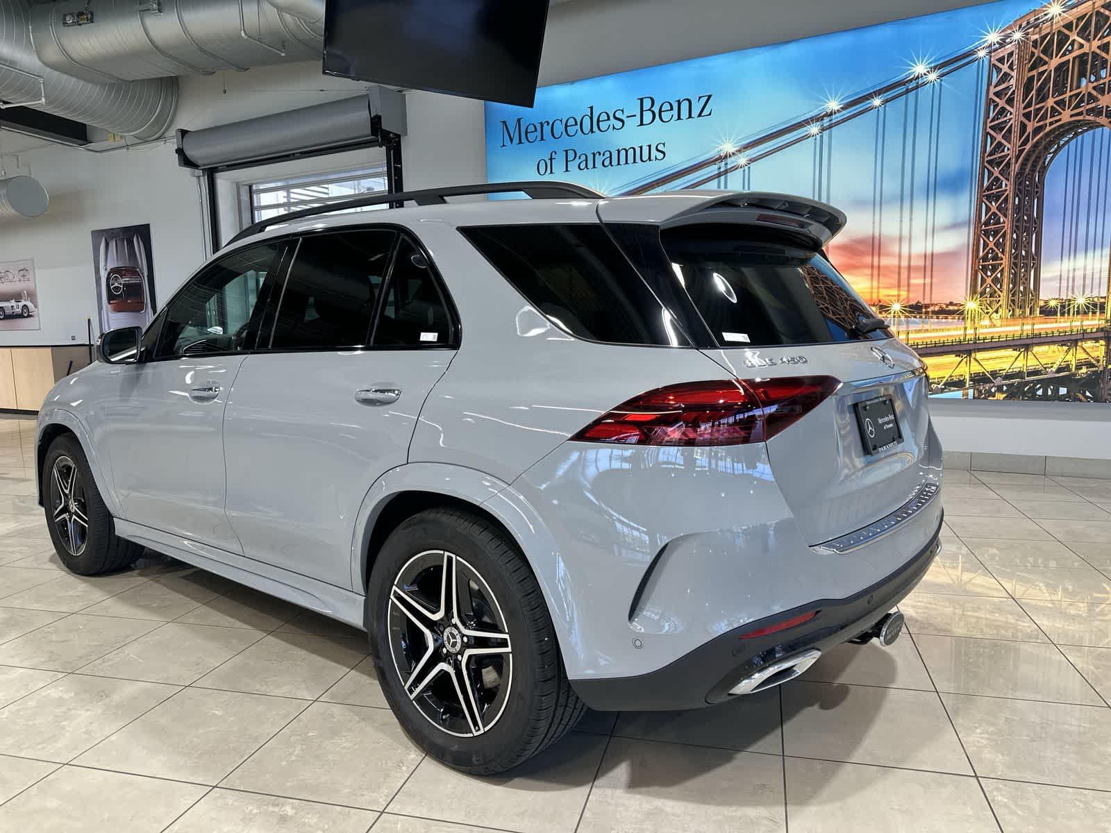 Thumbnail: 2025 Mercedes-Benz GLE - 16